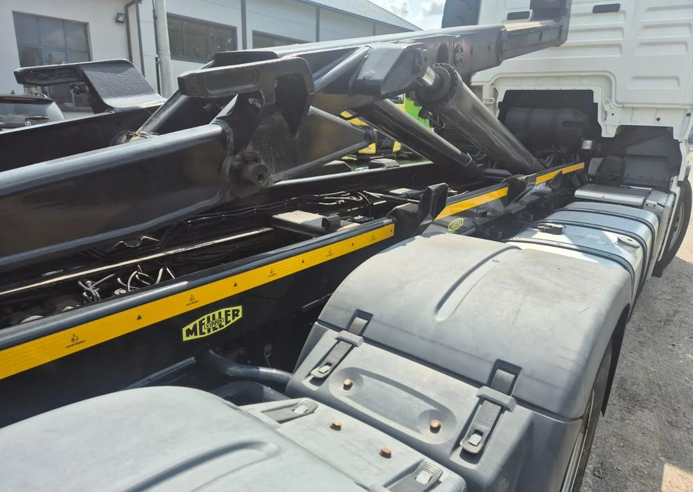 MAN TGX 26-460 Hakowiec oś skrętna - Kamion sa hidrauličnom kukom: slika 5 MAN TGX 26-460 Hakowiec oś skrętna - Kamion sa hidrauličnom kukom: slika 5