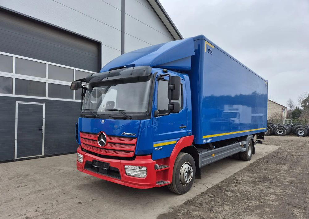 Mercedes-Benz Atego 1330 Euro 6 - Kamion sa zatvorenim sandukom: slika 1 Mercedes-Benz Atego 1330 Euro 6 - Kamion sa zatvorenim sandukom: slika 1