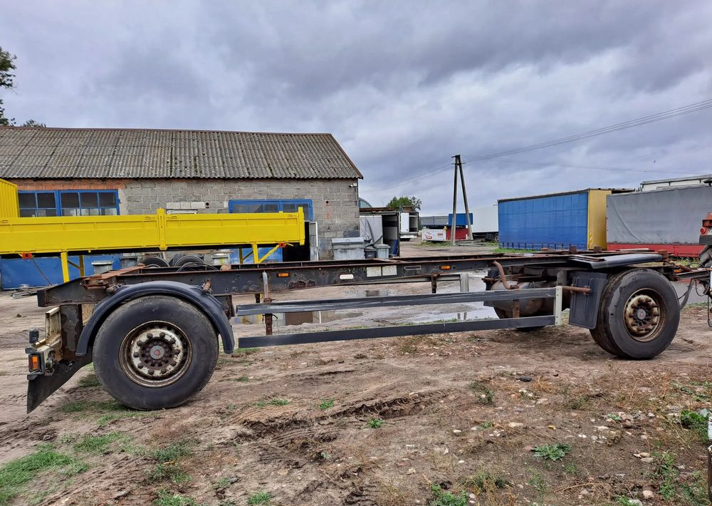 Schmitz Cargobull Przyczepa Schmitz BDF - Prikolica za prevoz kontejnera/ Prikolica sa promenjivim sandukom: slika 2 Schmitz Cargobull Przyczepa Schmitz BDF - Prikolica za prevoz kontejnera/ Prikolica sa promenjivim sandukom: slika 2