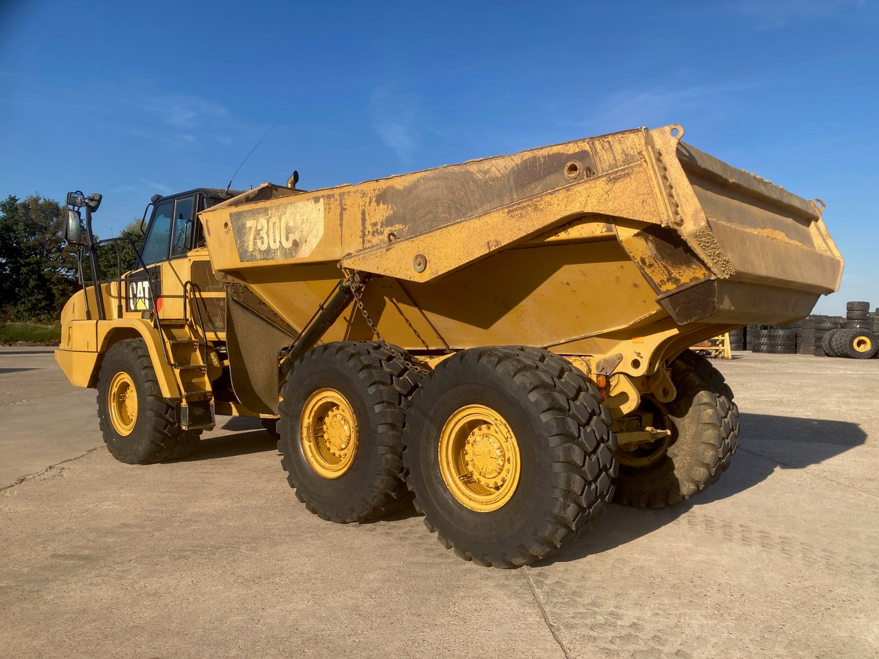 CATERPILLAR 730C - Zglobni kiper: slika 3 CATERPILLAR 730C - Zglobni kiper: slika 3