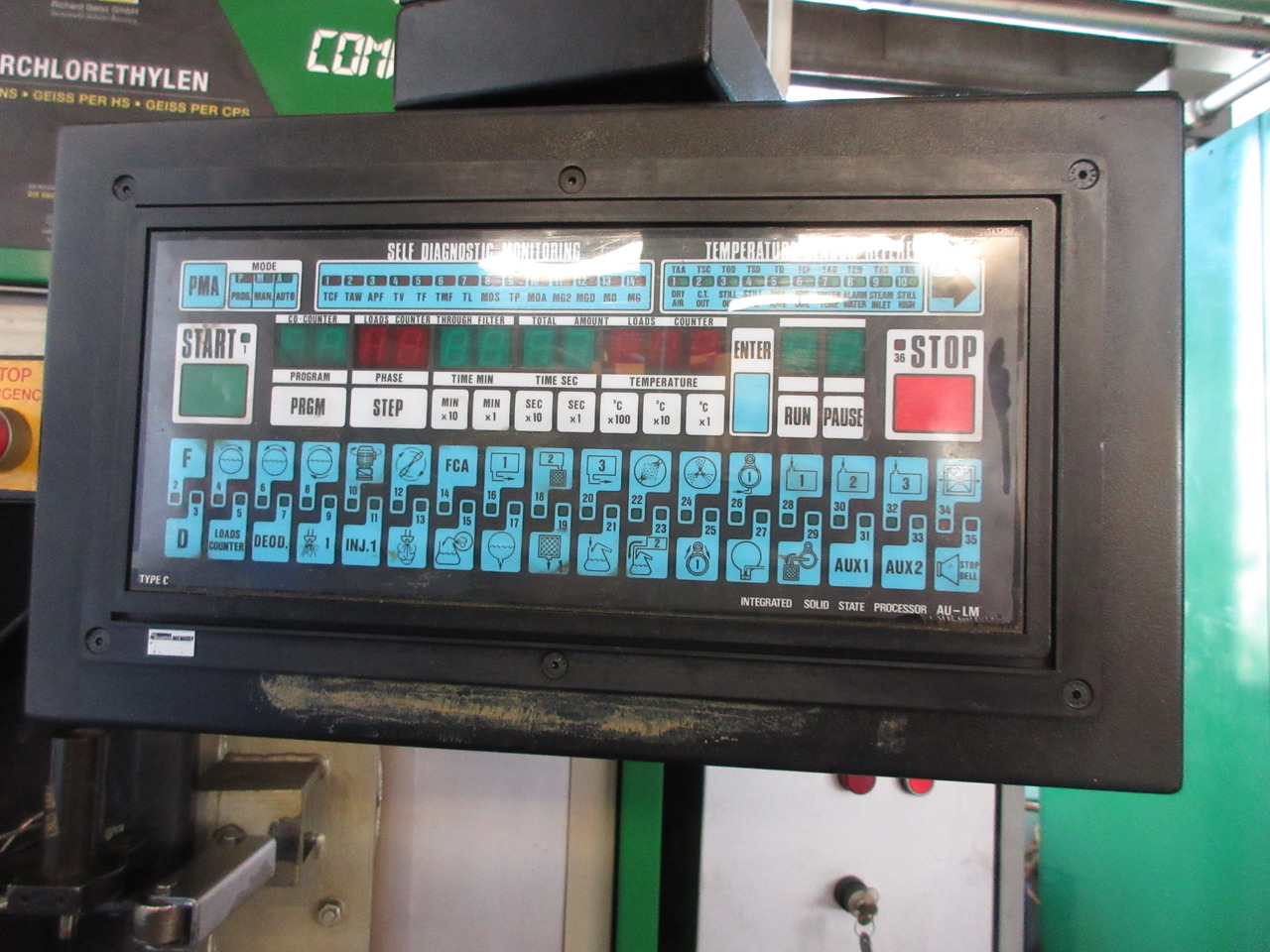 AMA Universal Multimatic LM 250 Computer Entfettungsanlage mit PER Perchlorethylen - Mašinska alatka: slika 4 AMA Universal Multimatic LM 250 Computer Entfettungsanlage mit PER Perchlorethylen - Mašinska alatka: slika 4