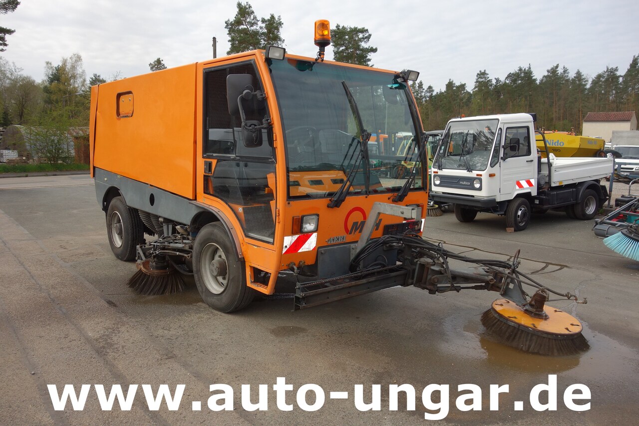 Aebi Schmidt MFH 5000 Kehrmaschine 4-Rad Lenkung Wildkrautbesen - Autočistilica: slika 3 Aebi Schmidt MFH 5000 Kehrmaschine 4-Rad Lenkung Wildkrautbesen - Autočistilica: slika 3