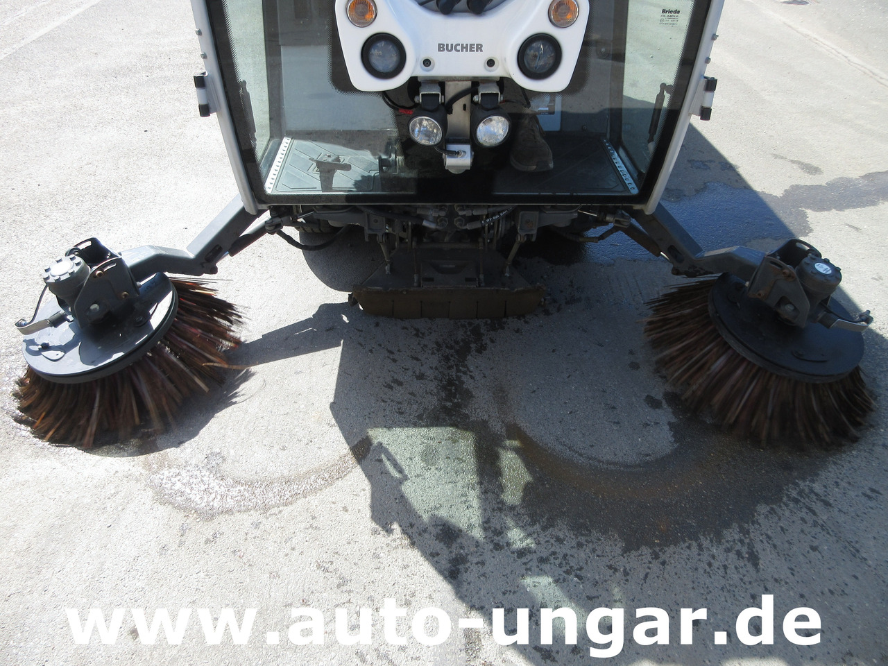 BUCHER CC 1000 Kleinkehrmaschine CityCat 4-Rad Lenkung - Autočistilica: slika 5 BUCHER CC 1000 Kleinkehrmaschine CityCat 4-Rad Lenkung - Autočistilica: slika 5