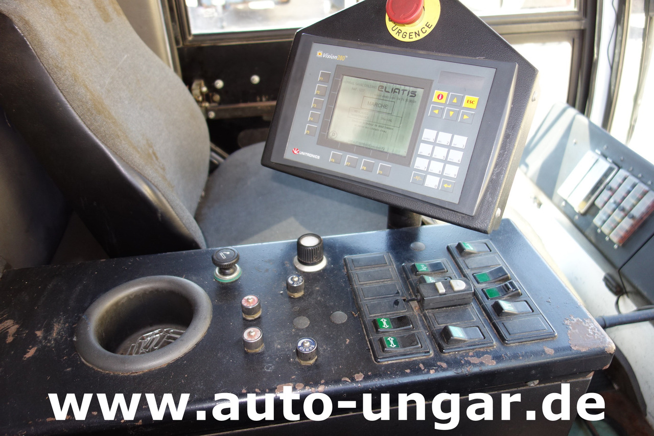 Autočistilica BUCHER CityCat CC5000 Schienenreiniger Kehrmaschine RailRoad Zweiweg: slika 20