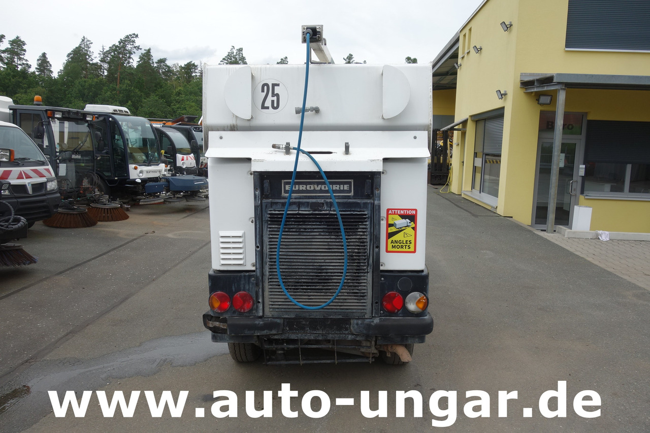Bucher CityCat CC 2020 Bj. 2011 Schwemmfahrzeug Streetwasher Laveuse CityLav - Mašina za čiščenje: slika 5 Bucher CityCat CC 2020 Bj. 2011 Schwemmfahrzeug Streetwasher Laveuse CityLav - Mašina za čiščenje: slika 5