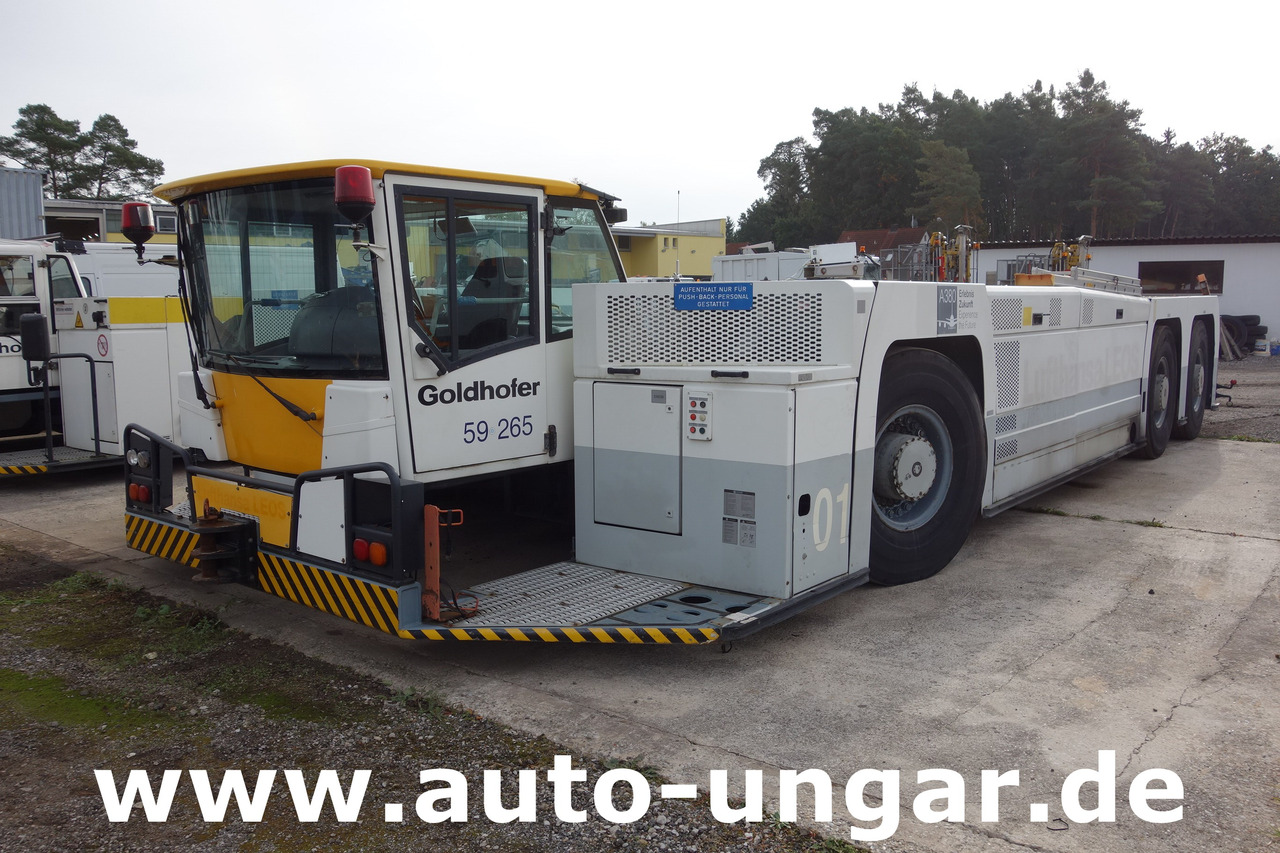 Goldhofer AST-1X 1360 Allradlenkung 6x6 towbarless Pushback Airbus A380 Deutz TCD 2015 V08 - 1.360PS - Aerodromski traktor: slika 3 Goldhofer AST-1X 1360 Allradlenkung 6x6 towbarless Pushback Airbus A380 Deutz TCD 2015 V08 - 1.360PS - Aerodromski traktor: slika 3