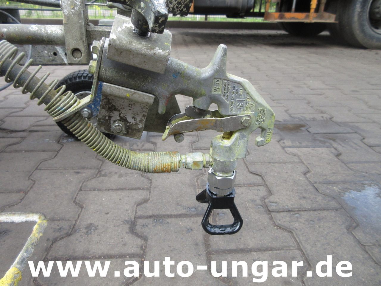 Graco LineLazer II 3900 Airless Roadmarking Machine Hofmann Markiermaschine - Mašina za asfalt: slika 3 Graco LineLazer II 3900 Airless Roadmarking Machine Hofmann Markiermaschine - Mašina za asfalt: slika 3