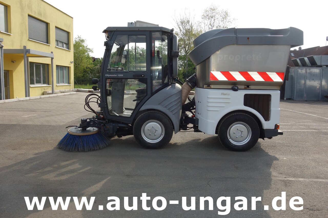 Hako CityMaster CM 1250 Baujahr 2014 Kehrmaschine 4x4 - Autočistilica: slika 5 Hako CityMaster CM 1250 Baujahr 2014 Kehrmaschine 4x4 - Autočistilica: slika 5