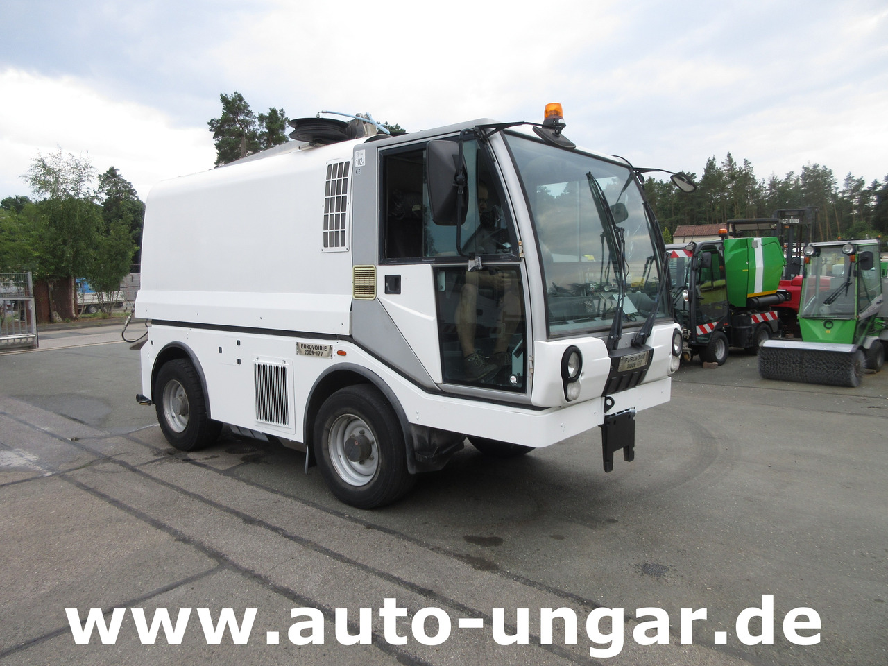 Bucher CityLav 5000 CC 5000 EU5 Hochdruckreiniger am Heck Wasserwagen Gießwagen - Korisno/ Posebno vozilo: slika 1 Bucher CityLav 5000 CC 5000 EU5 Hochdruckreiniger am Heck Wasserwagen Gießwagen - Korisno/ Posebno vozilo: slika 1