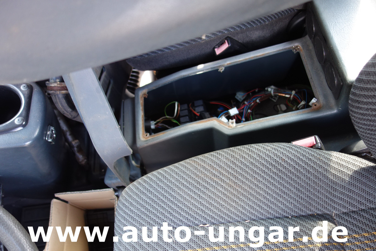 Korisno/ Posebno vozilo Multicar M30 H Carrier 4x4 Baujahr 2010 Motorschaden Fehlteile Ersatzteilträger: slika 28