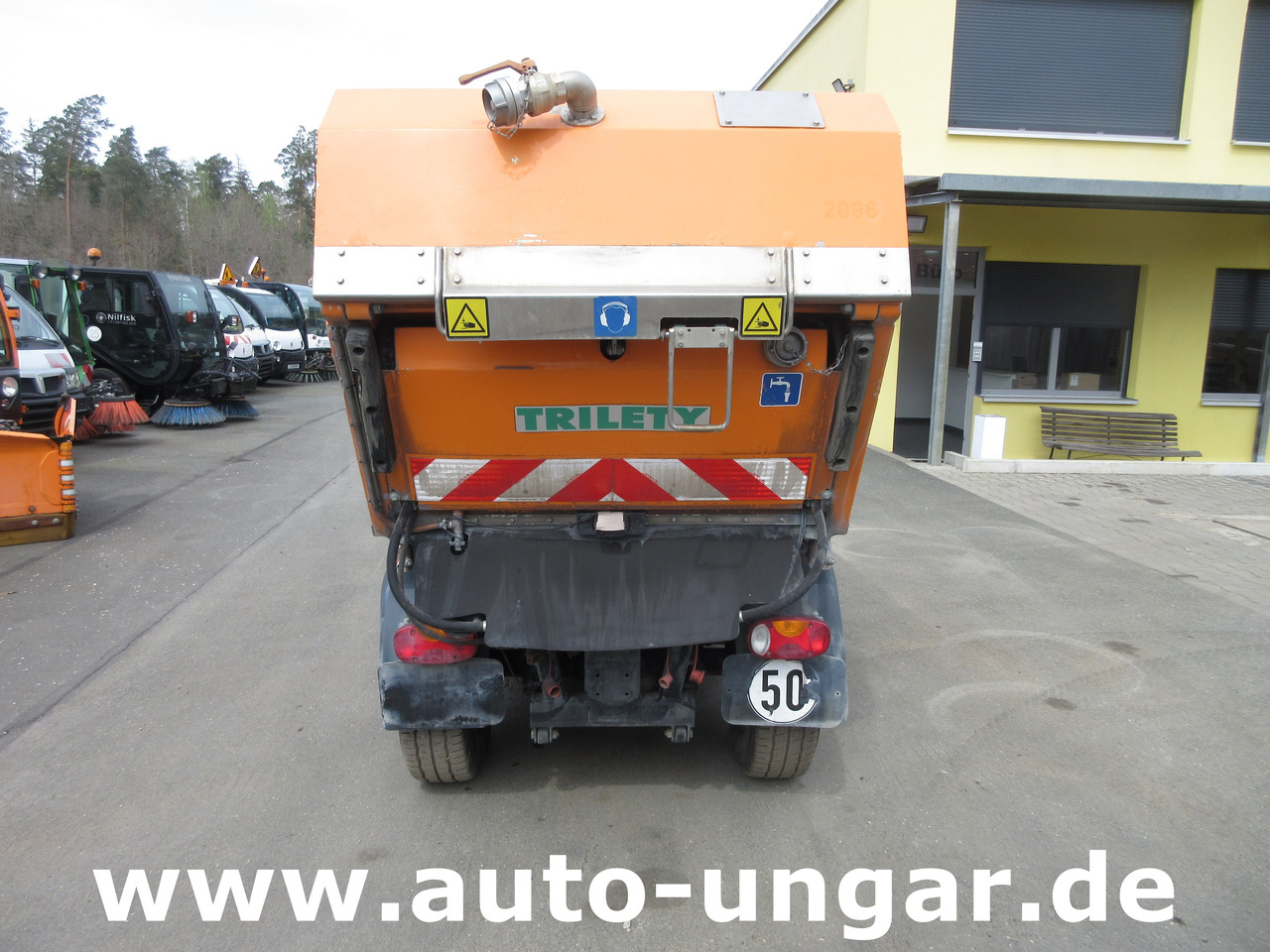 Multicar Tremo X56 4x4 Euro 5 Bj. 2015 Trilety TXK Kehr-Aufbau Motorschaden - Korisno/ Posebno vozilo: slika 5 Multicar Tremo X56 4x4 Euro 5 Bj. 2015 Trilety TXK Kehr-Aufbau Motorschaden - Korisno/ Posebno vozilo: slika 5