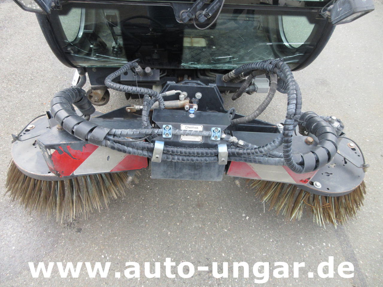 Nilfisk CR3500 CityRanger Schmidt Flexigo Multigo 4x4 Kehrmaschine Geräteträger - Autočistilica: slika 3 Nilfisk CR3500 CityRanger Schmidt Flexigo Multigo 4x4 Kehrmaschine Geräteträger - Autočistilica: slika 3