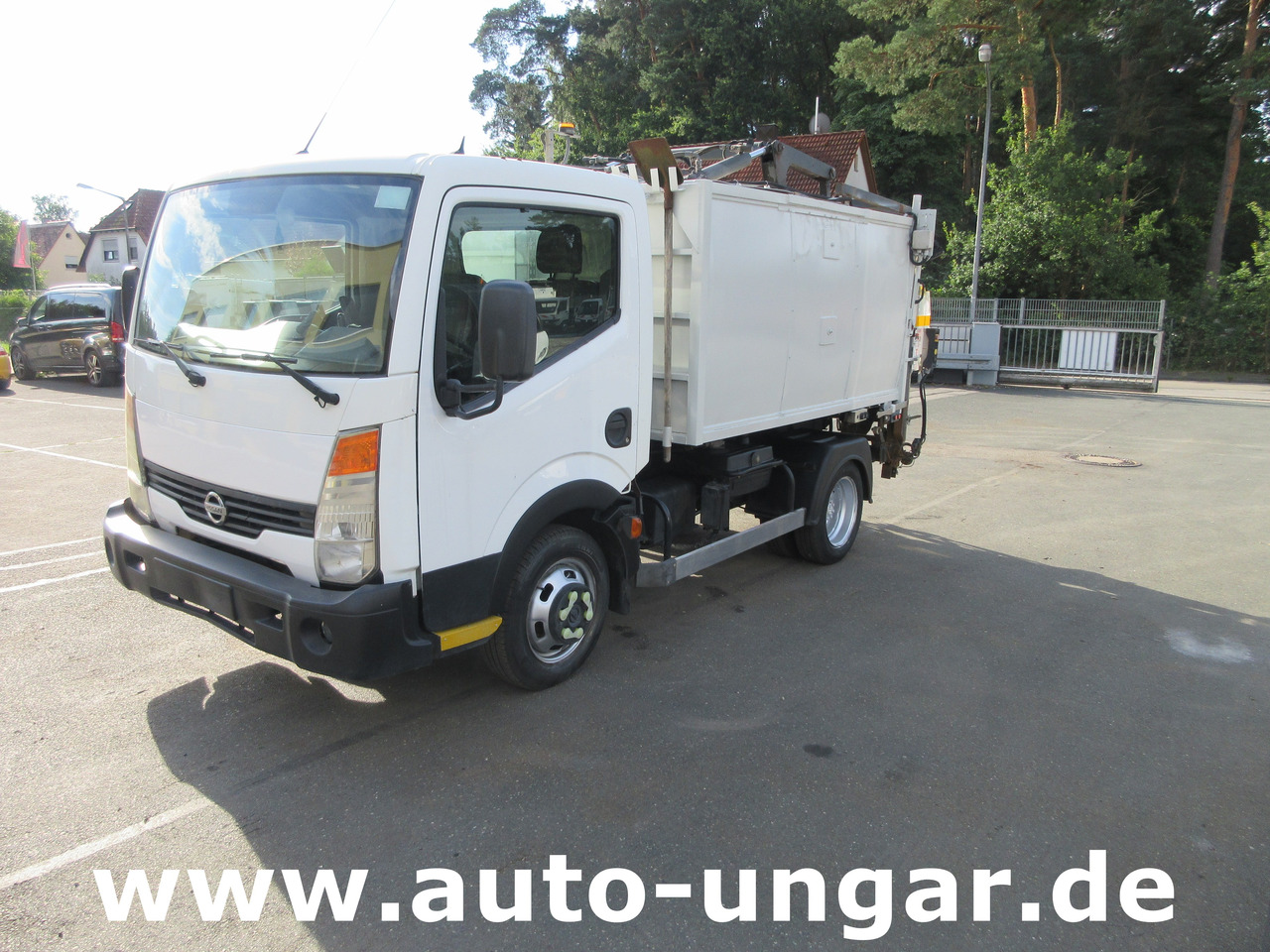 Nissan Cabstar 35.14 Mecagil Lebon Müllwagen BOM Garbage Truck 3.500kg - Kamion za smeće: slika 3 Nissan Cabstar 35.14 Mecagil Lebon Müllwagen BOM Garbage Truck 3.500kg - Kamion za smeće: slika 3