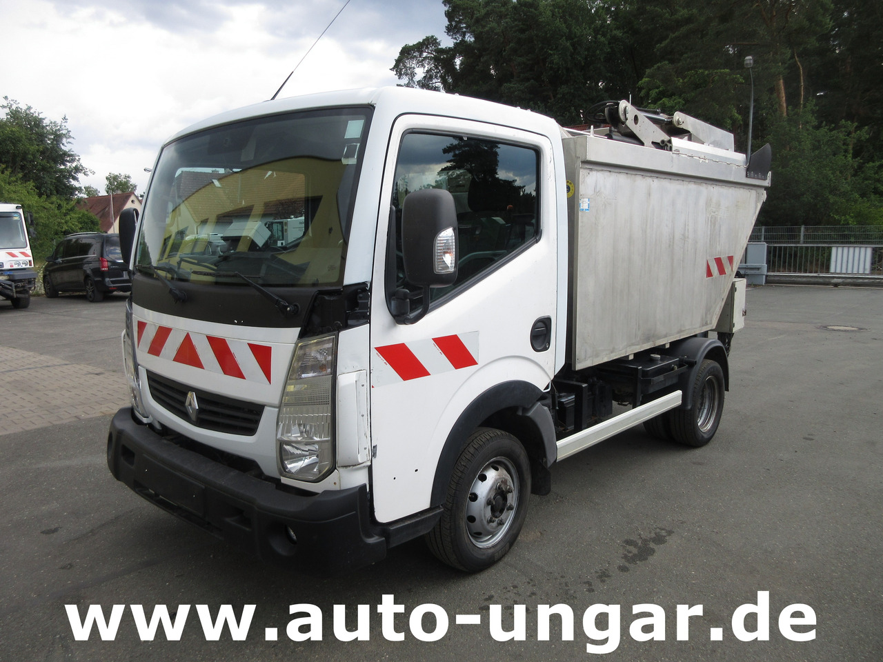 RENAULT Maxity 3.500kg Faun Provence Benne Müllwagen 5m³ Alumulde mit Presse - Kamion za smeće: slika 3 RENAULT Maxity 3.500kg Faun Provence Benne Müllwagen 5m³ Alumulde mit Presse - Kamion za smeće: slika 3