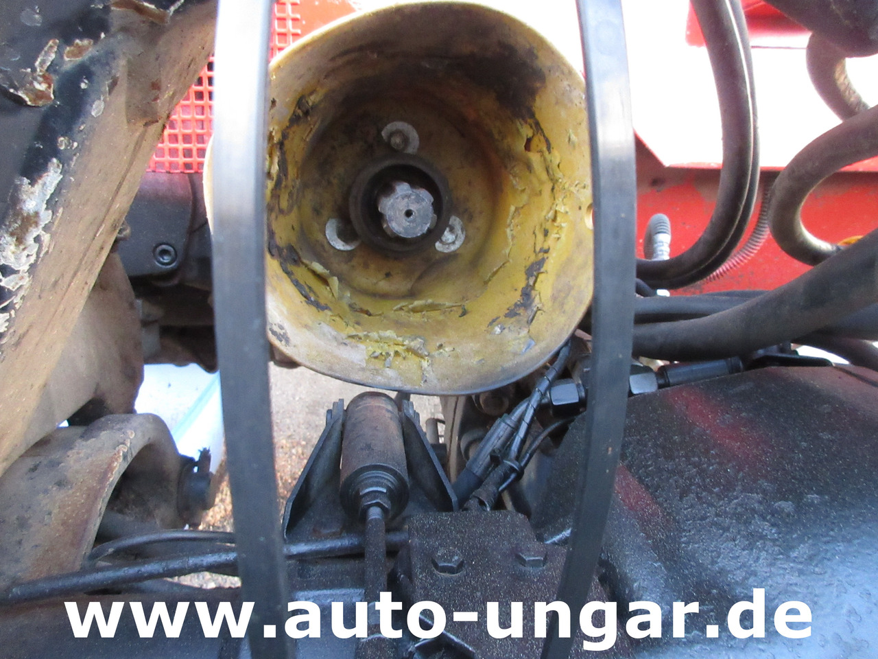 Reform Metrac H7S MOTORSCHADEN Bj. 2004 Front- & Heckzapfwelle Fronthydraulik - Traktor: slika 4 Reform Metrac H7S MOTORSCHADEN Bj. 2004 Front- & Heckzapfwelle Fronthydraulik - Traktor: slika 4