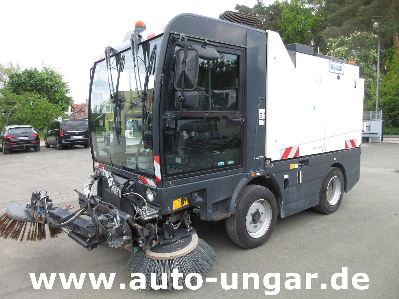 Schmidt Cleango 500 CS556 Euro 6 mit Wildkrautbesen Kehrmaschine aus 1. Hand - Autočistilica: slika 3 Schmidt Cleango 500 CS556 Euro 6 mit Wildkrautbesen Kehrmaschine aus 1. Hand - Autočistilica: slika 3
