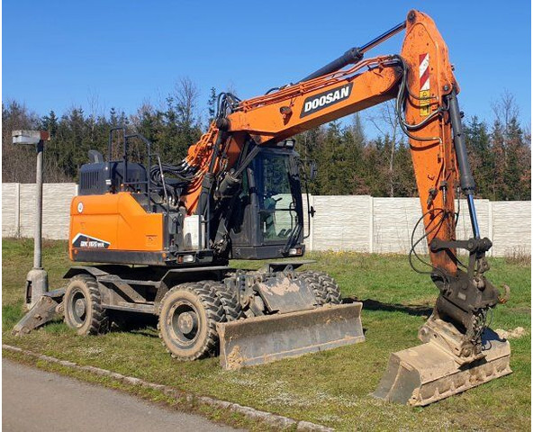 Doosan 18t DX165 WR-7 (DEVELON) - Bager točkaš: slika 4 Doosan 18t DX165 WR-7 (DEVELON) - Bager točkaš: slika 4