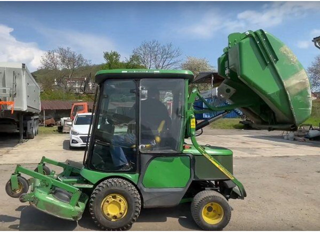 John Deere 1565 Serie II 4WD + MCS 600H - Baštenska kosačica: slika 2 John Deere 1565 Serie II 4WD + MCS 600H - Baštenska kosačica: slika 2