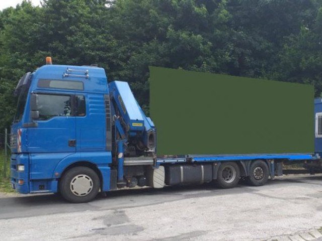 MAN 6x2 TGA 480 BDF +1m +16m crane - Kamion sa tovarnim sandukom, Kamion sa dizalicom: slika 5 MAN 6x2 TGA 480 BDF +1m +16m crane - Kamion sa tovarnim sandukom, Kamion sa dizalicom: slika 5