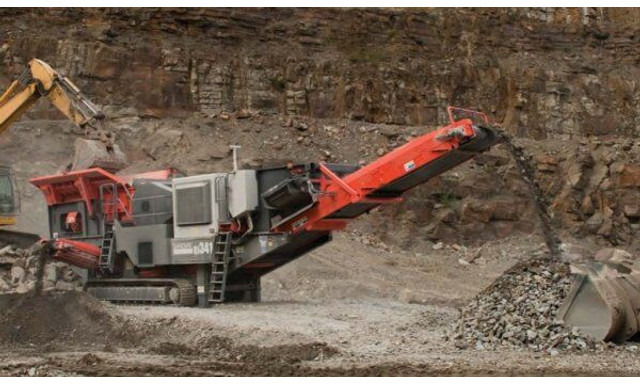 Sandvik QJ 341+ (51t mobil) - Čeljusna drobilica: slika 4 Sandvik QJ 341+ (51t mobil) - Čeljusna drobilica: slika 4