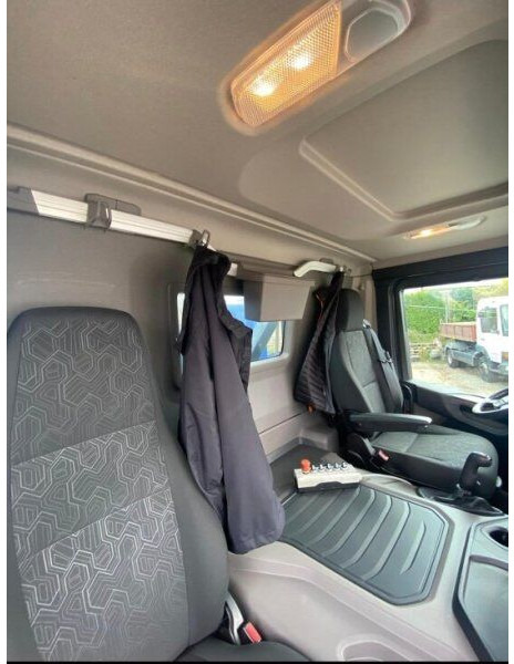 Istovarivač Scania 20.5t P280: slika 9 Istovarivač Scania 20.5t P280: slika 9