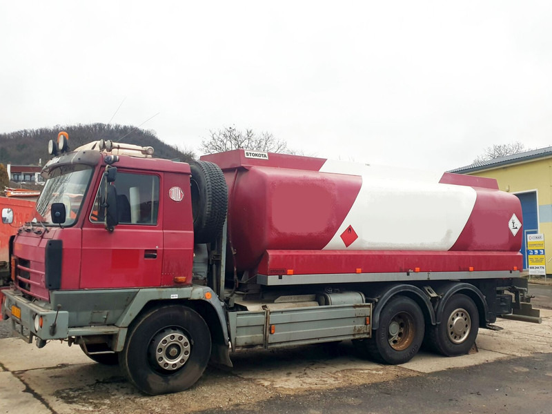 Tatra 6x6 T815 ADR 17m3 - Kamion cisterna: slika 3 Tatra 6x6 T815 ADR 17m3 - Kamion cisterna: slika 3
