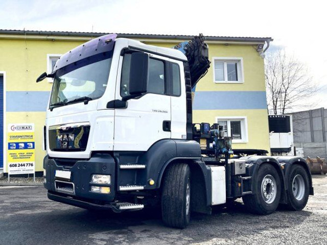 MAN 6x2 TGA 26.360 +17m HMF - Tegljač: slika 1 MAN 6x2 TGA 26.360 +17m HMF - Tegljač: slika 1
