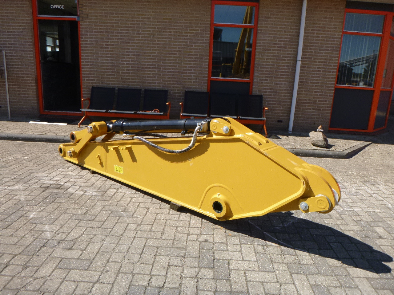 CATERPILLAR 320 GC - Platforma za Bager: slika 2 CATERPILLAR 320 GC - Platforma za Bager: slika 2