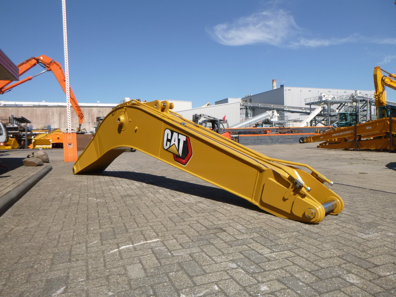 CATERPILLAR 320 GX / 320 GC - Platforma za Bager: slika 3 CATERPILLAR 320 GX / 320 GC - Platforma za Bager: slika 3
