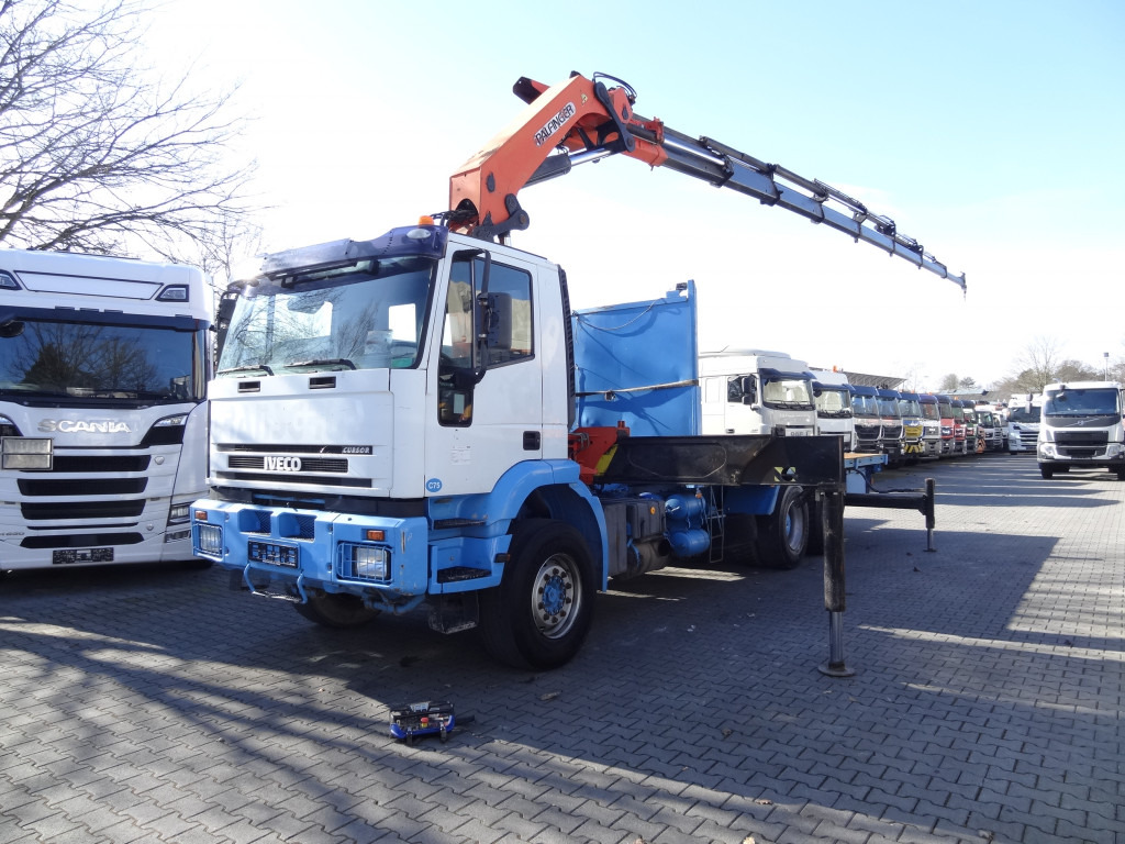 Iveco EuroTrakker 260E31 6X4 Palfinger 36002 - Kamion sa dizalicom, Kamion sa tovarnim sandukom: slika 1 Iveco EuroTrakker 260E31 6X4 Palfinger 36002 - Kamion sa dizalicom, Kamion sa tovarnim sandukom: slika 1