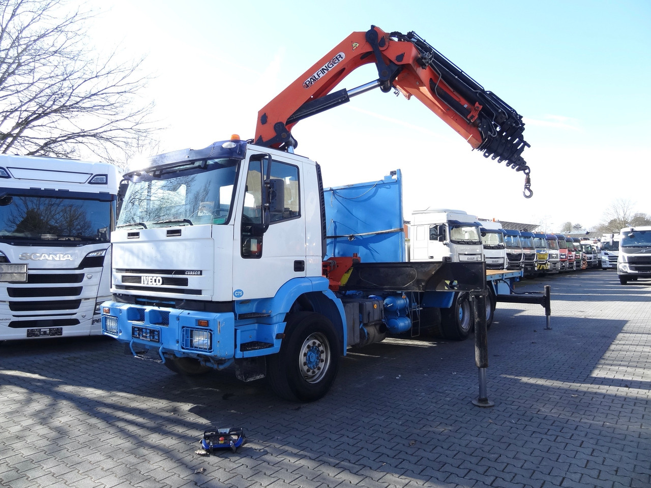 Iveco EuroTrakker 260E31 6X4 Palfinger 36002 - Kamion sa tovarnim sandukom, Kamion sa dizalicom: slika 1 Iveco EuroTrakker 260E31 6X4 Palfinger 36002 - Kamion sa tovarnim sandukom, Kamion sa dizalicom: slika 1
