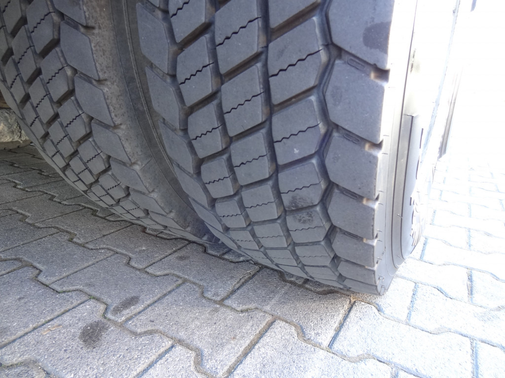 Iveco Stralis 420 6X2 Montagekran Fassi F335 28Meter - Kamion sa dizalicom, Kamion sa tovarnim sandukom: slika 3 Iveco Stralis 420 6X2 Montagekran Fassi F335 28Meter - Kamion sa dizalicom, Kamion sa tovarnim sandukom: slika 3