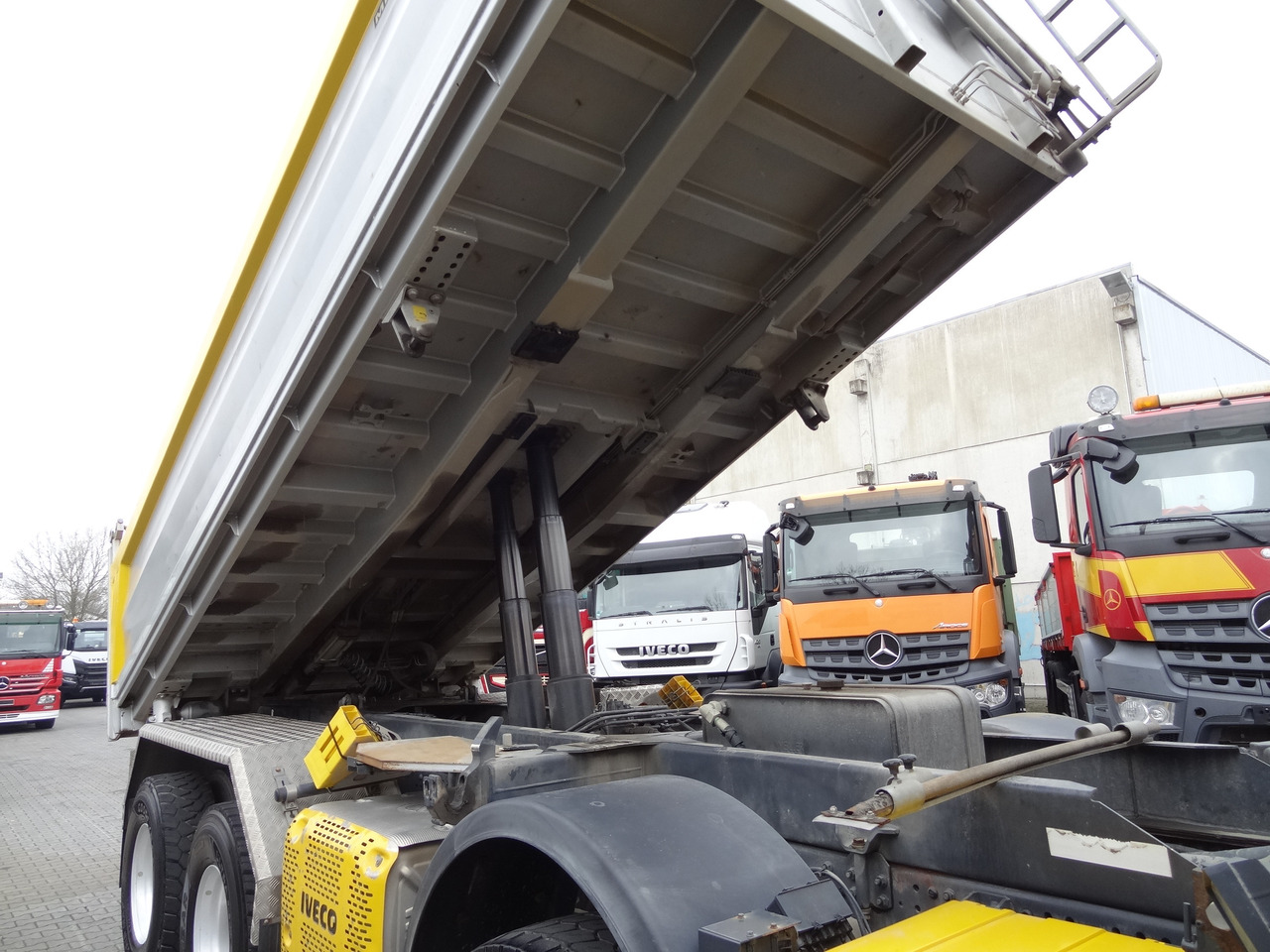 Iveco Trakker 450 8X4 Meiller - Istovarivač: slika 4 Iveco Trakker 450 8X4 Meiller - Istovarivač: slika 4