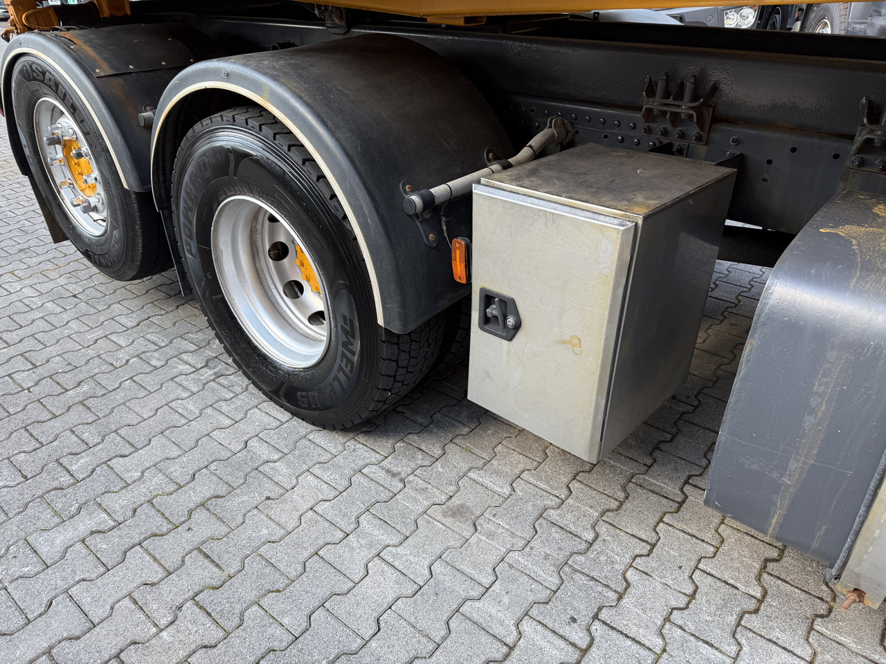 MAN TGA 26.360 6X2 Kipper Kran Palfinger 15500 - Istovarivač, Kamion sa dizalicom: slika 2 MAN TGA 26.360 6X2 Kipper Kran Palfinger 15500 - Istovarivač, Kamion sa dizalicom: slika 2