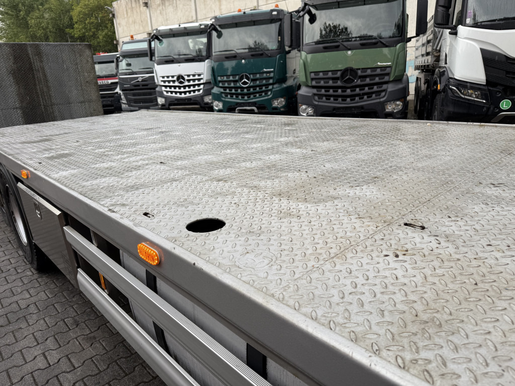 Mercedes-Benz Actros MP3 2532 6X2 Maschinentransporter - Kamion sa tovarnim sandukom: slika 2 Mercedes-Benz Actros MP3 2532 6X2 Maschinentransporter - Kamion sa tovarnim sandukom: slika 2