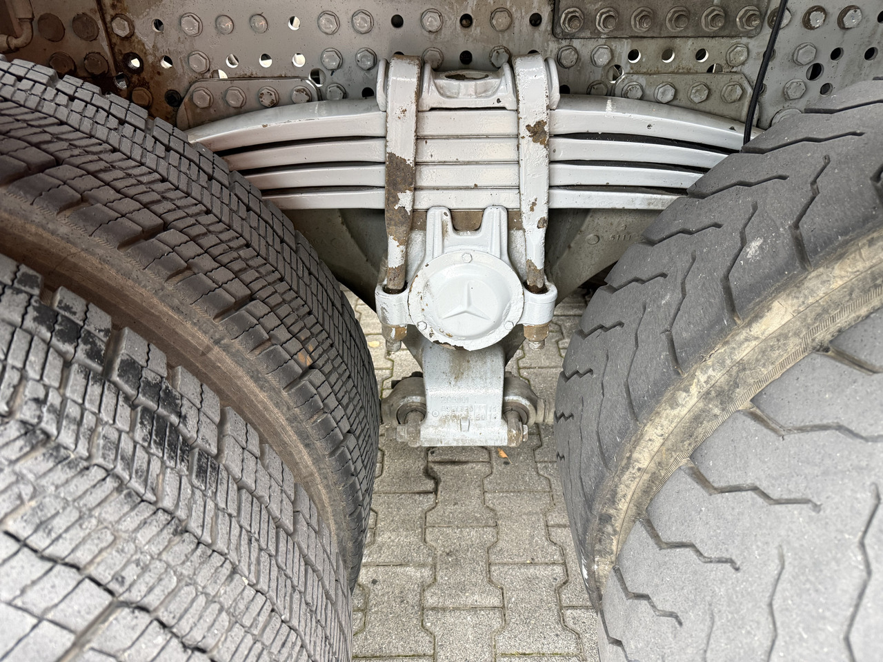 Mercedes-Benz Arocs 3245 K 8X4 Haken - Kamion sa hidrauličnom kukom: slika 4 Mercedes-Benz Arocs 3245 K 8X4 Haken - Kamion sa hidrauličnom kukom: slika 4