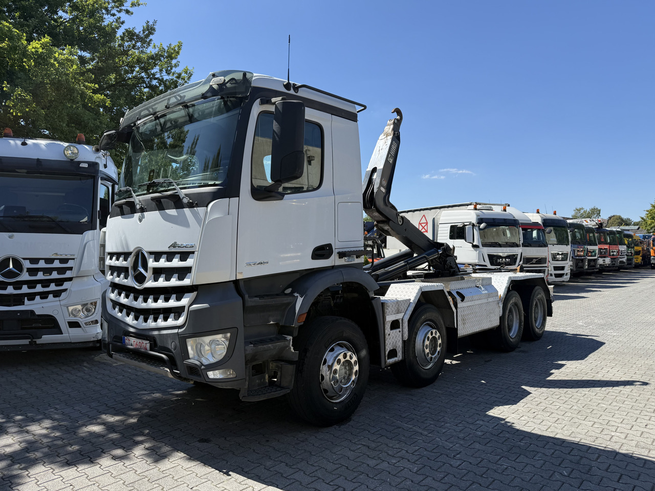 Mercedes-Benz Arocs 3245 K 8X4 Haken - Kamion sa hidrauličnom kukom: slika 1 Mercedes-Benz Arocs 3245 K 8X4 Haken - Kamion sa hidrauličnom kukom: slika 1