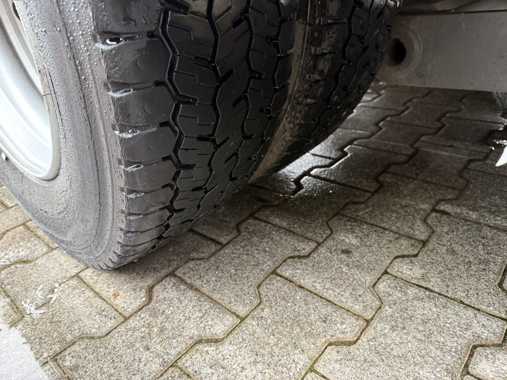 Mercedes-Benz Atego 1227 Kran MKG 96 - Kamion sa tovarnim sandukom, Kamion sa dizalicom: slika 3 Mercedes-Benz Atego 1227 Kran MKG 96 - Kamion sa tovarnim sandukom, Kamion sa dizalicom: slika 3