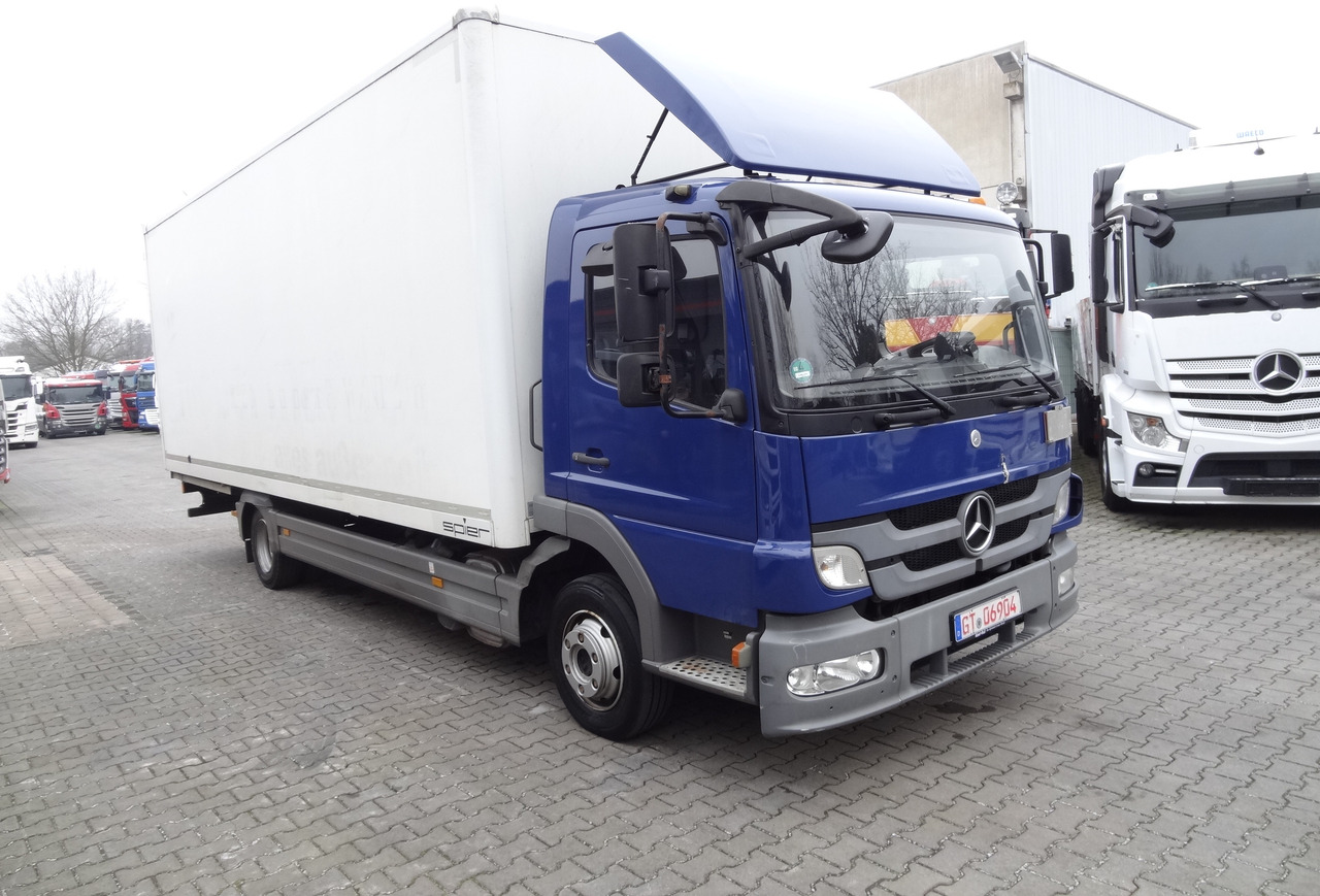 Mercedes-Benz Atego 822 - Kamion sa zatvorenim sandukom: slika 3 Mercedes-Benz Atego 822 - Kamion sa zatvorenim sandukom: slika 3