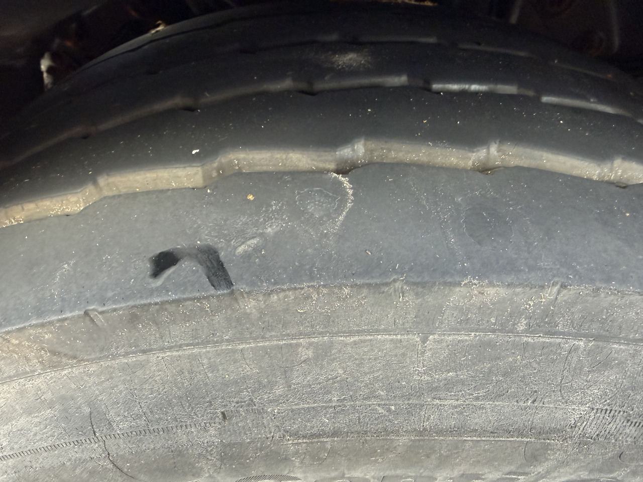 Scania P280 6X2*4 - Kamion sa golom šasijom i zatvorenom kabinom: slika 3 Scania P280 6X2*4 - Kamion sa golom šasijom i zatvorenom kabinom: slika 3