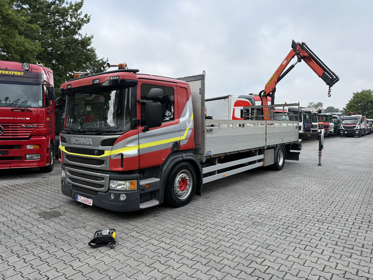 Kamion sa dizalicom Scania P410 4X2 Palfinger PK 13001: slika 8