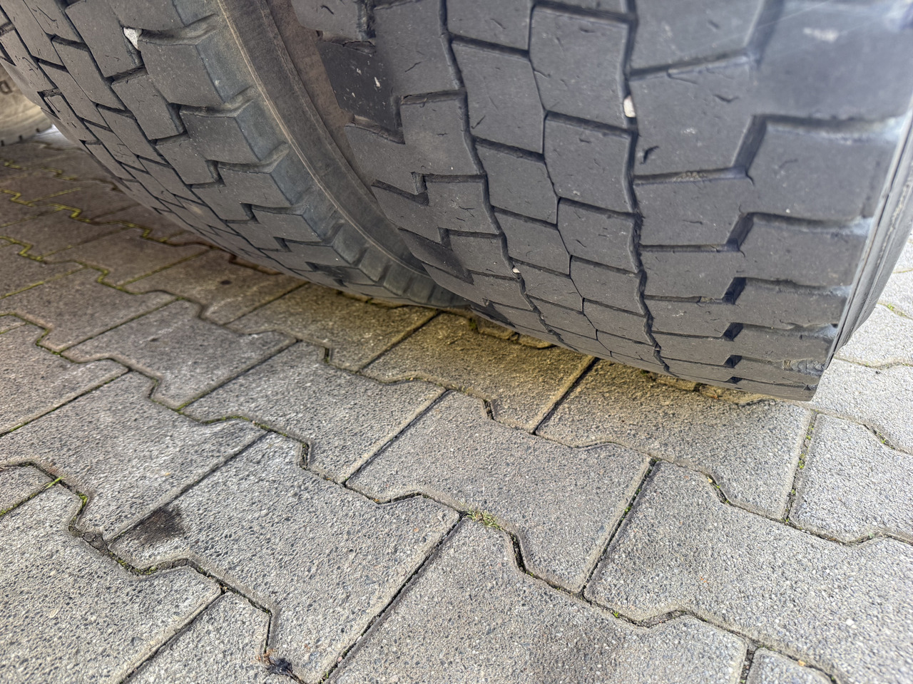 Scania R380 6X2*4 Kipper mit Kran HIAB 220 - Istovarivač, Kamion sa dizalicom: slika 4 Scania R380 6X2*4 Kipper mit Kran HIAB 220 - Istovarivač, Kamion sa dizalicom: slika 4