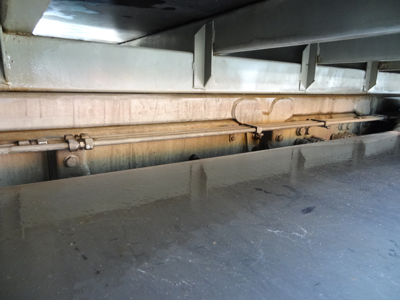 Scania R440 6X2*4 Kran HMF 3000 bis 30 Meter - Kamion sa dizalicom, Kamion sa tovarnim sandukom: slika 2 Scania R440 6X2*4 Kran HMF 3000 bis 30 Meter - Kamion sa dizalicom, Kamion sa tovarnim sandukom: slika 2