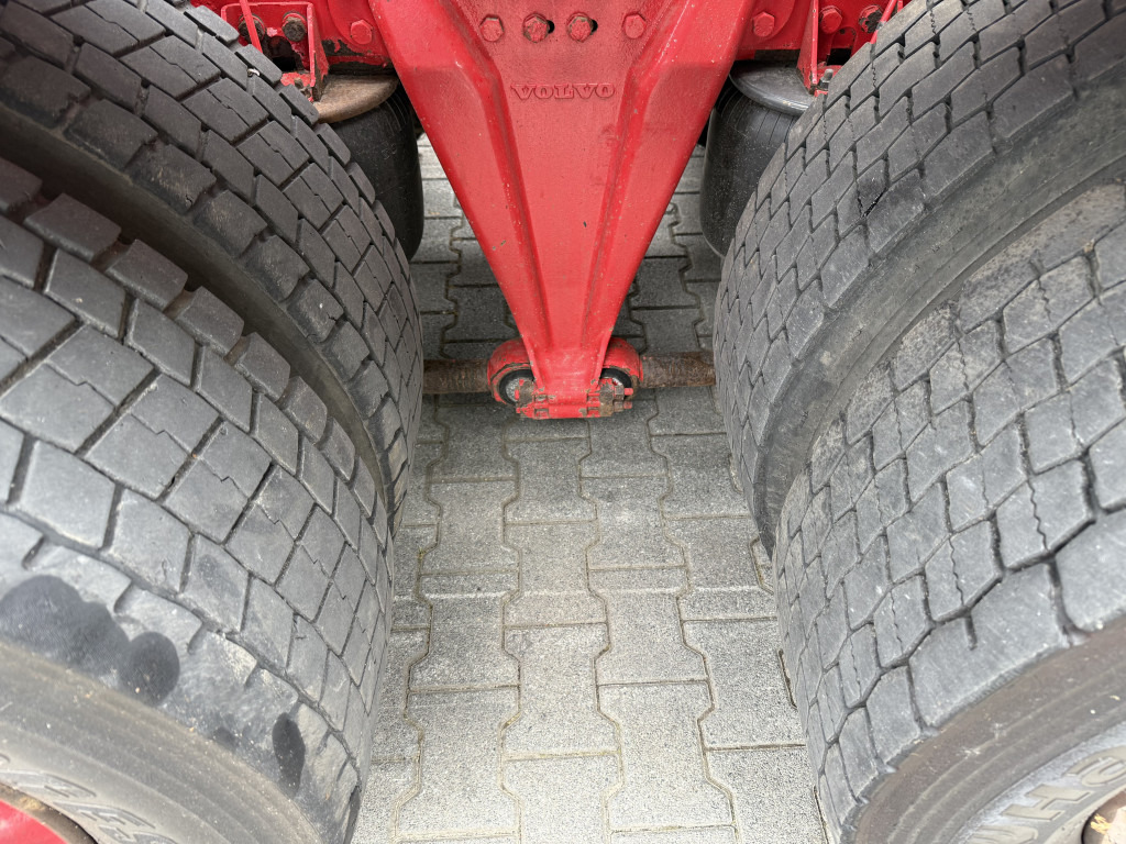 Volvo FM12 420 8X4 Kran Palfinger PK90002 31 Meter - Tegljač: slika 4 Volvo FM12 420 8X4 Kran Palfinger PK90002 31 Meter - Tegljač: slika 4