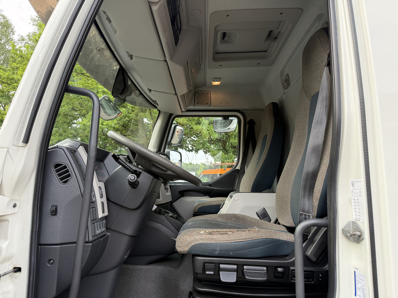 Volvo FL250.18 Carrier Supra 850Mt - Hladnjača: slika 5 Volvo FL250.18 Carrier Supra 850Mt - Hladnjača: slika 5