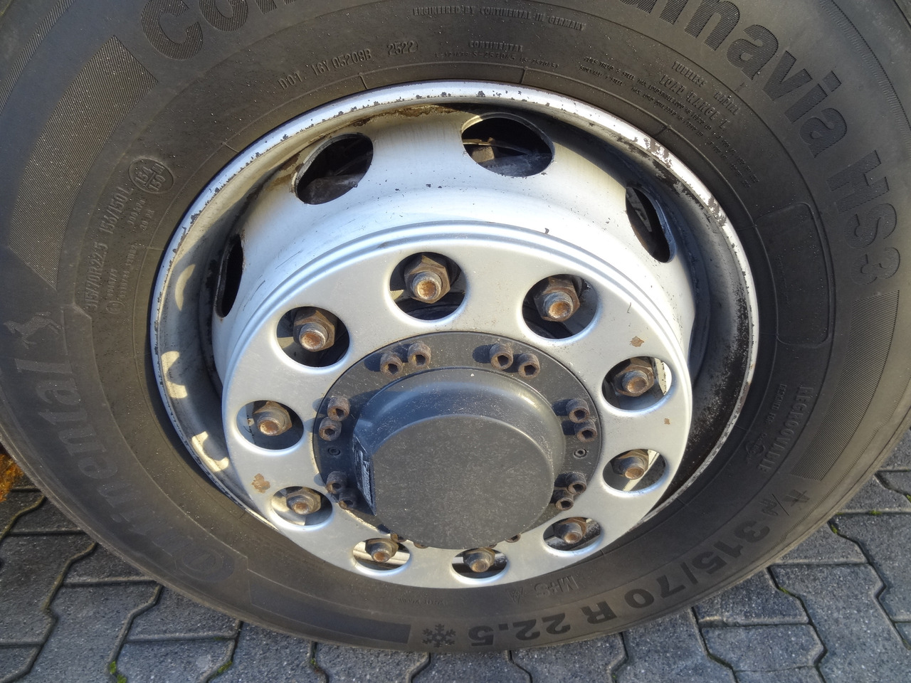 Volvo FM420 4X4 X-Track - Kamion sa golom šasijom i zatvorenom kabinom: slika 3 Volvo FM420 4X4 X-Track - Kamion sa golom šasijom i zatvorenom kabinom: slika 3