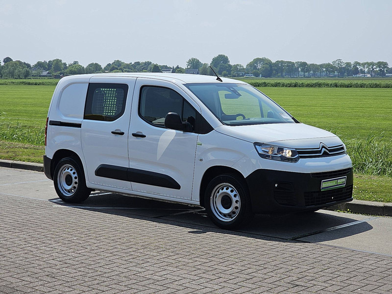 Citroën Berlingo 1.5 L1 Airco Navi Euro6! - Dostavno vozilo sa zatvorenim sandukom: slika 5 Citroën Berlingo 1.5 L1 Airco Navi Euro6! - Dostavno vozilo sa zatvorenim sandukom: slika 5