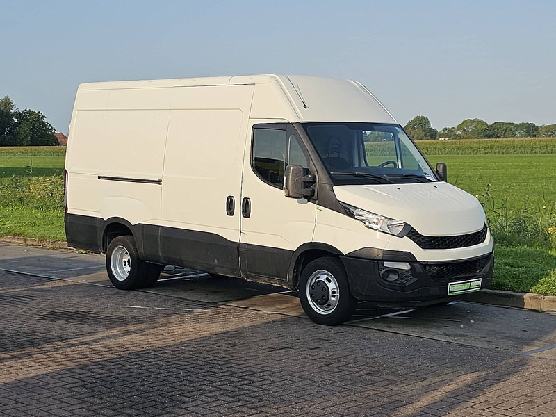 Iveco Daily 35C15 L2H2 Dubbellucht! - Furgon: slika 5 Iveco Daily 35C15 L2H2 Dubbellucht! - Furgon: slika 5