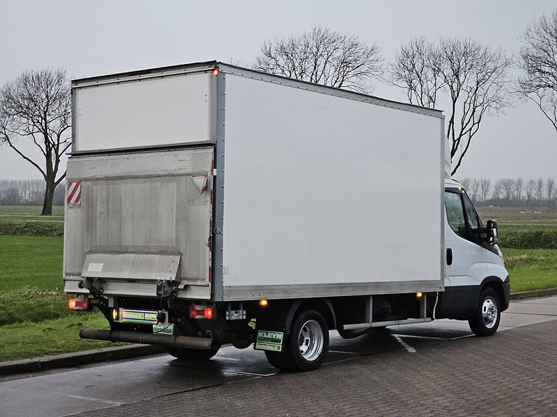 Iveco Daily 35C16 2.3 LAADKLEP - Dostavno vozilo sa zatvorenim sandukom: slika 3 Iveco Daily 35C16 2.3 LAADKLEP - Dostavno vozilo sa zatvorenim sandukom: slika 3