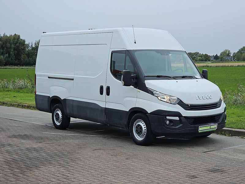 Iveco Daily 35S14 L2H2 Airco Euro6! - Furgon: slika 5 Iveco Daily 35S14 L2H2 Airco Euro6! - Furgon: slika 5